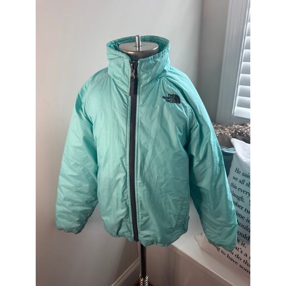 The North Face Girl's Puffer Jacket - Picture 1 of 4